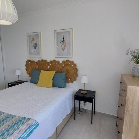 Apartamento Kelyfos Beach By Feriascomsol Quarteira Exterior photo